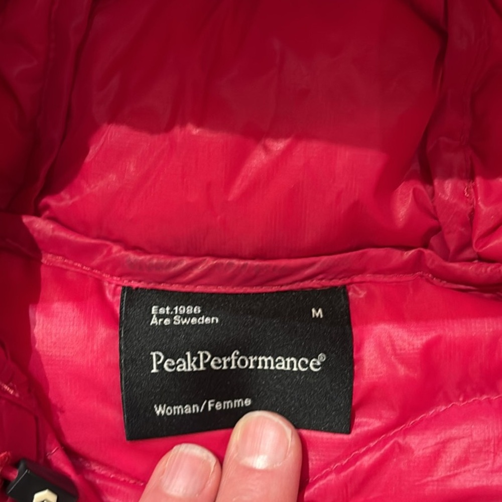 Peak Performance Down Jacket!!! - image 4